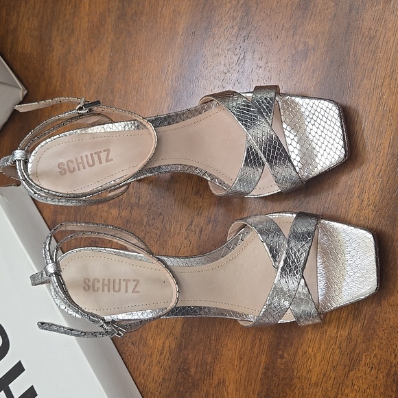 SCHUTZ 'Ava Rose' Snakeskin Heel Sandal Silver Metalic Womens Size 8 NWT NIB - Picture 5 of 13